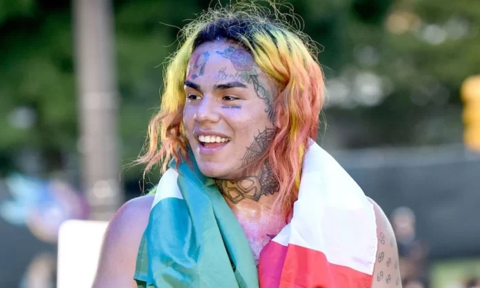 6ix9ine boyfriend