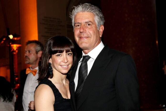 anthony-bourdain-wife-and-daughter-1528460309-2024 Ariane Busia-Bourdain